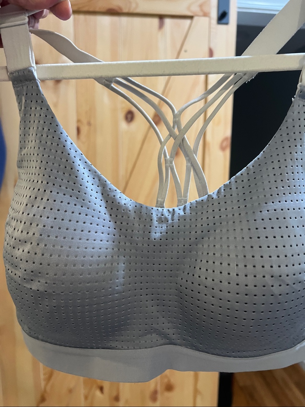 PINK  by Victoria’s secrets Light Gray  sport w/light grey straps size 34d